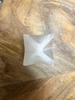 Selenite Merkaba – Vitality, Renewal & Elemental Connection