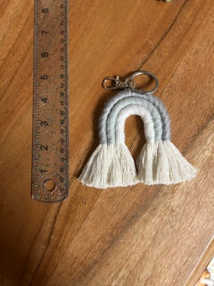 Macramé Keychain - Gray & White Rainbow
