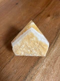 Layered Raw Citrine Point – Ancient Wisdom, Calm & Rooted Connection