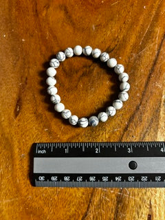 Crystal Bracelet - Lapis & White Howlite
